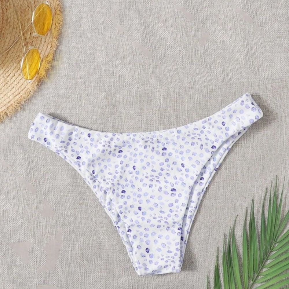 Patterned Bikini Bottoms - Picture 4 of 6